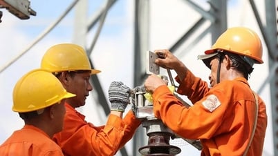 Giá điện tăng 4,8% lên hơn 2.200 đồng/kWh từ 10/5