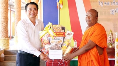 អនុប្រធានគណៈកម្មាធិការប្រជាជនខេត្ត លោក Nguyen Quynh Thien បានទៅទស្សនាមជ្ឈដ្ឋានសាសនានៅស្រុក Duyen Hai។