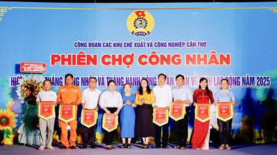 การแลกเปลี่ยนวัฒนธรรมระหว่างสมาชิกสหภาพแรงงานและคนงาน