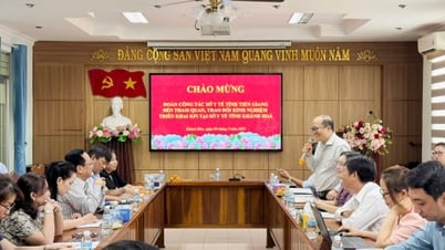 Tien Giang Provincial Department of Health delegation learns from experience in implementing KPI software in Khanh Hoa