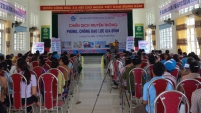 ការដាក់ពង្រាយខែសកម្មភាពជាតិ ស្តីពីការទប់ស្កាត់ និងត្រួតពិនិត្យអំពើហឹង្សាក្នុងគ្រួសារនៅឆ្នាំ ២០២៥ - កាសែតអេឡិចត្រូនិក Cao Bang
