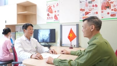 Bác sĩ mang trái tim người lính, kiên cường trên mọi mặt trận
