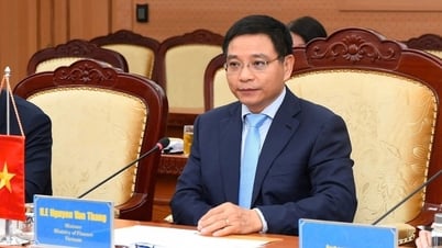 Bộ trưởng Bộ Tài chính làm việc với Đại sứ Mỹ