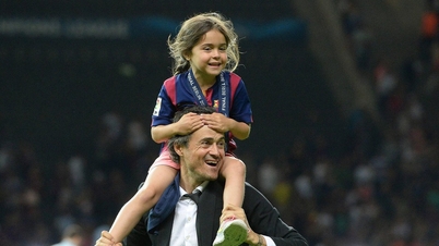 Fußballdorf schluchzt über Bild der Tochter von Trainer Luis Enrique