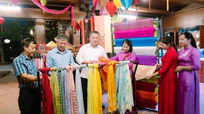 Khai thác phát triển du lịch làng nghề truyền thống