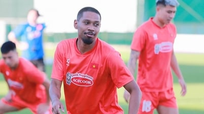 ¿Qué dijo el jugador vietnamita en el extranjero en su primer día en el equipo vietnamita?