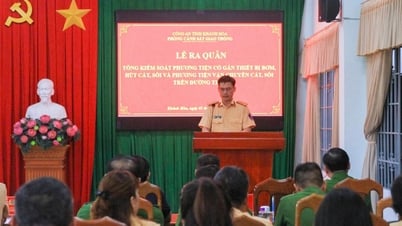 Ra quân tổng kiểm soát phương tiện có gắn thiết bị bơm, hút cát, sỏi và phương tiện vận chuyển cát, sỏi trên đường thủy