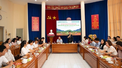 Tonight, the opening ceremony of the National Mass Art Performance "Revolutionary Songs" 2025