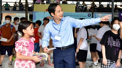 Sĩ tử nhí Hà Nội phải "vượt qua" hơn 5,380 đối thủ để giành một suất vào lớp 6 ở ngôi trường có triết lý giáo dục "đặt nhân cách lên trên hết"
