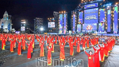 Colorful festival in Nha Trang - Khanh Hoa