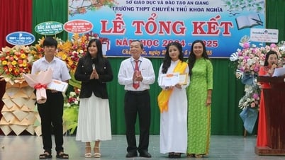 Buổi lễ tổng kết đầy tự hào