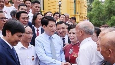 Chủ tịch nước Lương Cường: Sự sáng tạo và tài hoa là yếu tố quan trọng nhất tạo nên giá trị bền vững cho sản phẩm truyền thống