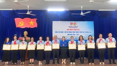 Tổng kết công tác đoàn trường học và công tác đội TP. Nha Trang năm học 2024 - 2025