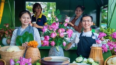 Ba Den Mountain in Tay Ninh organizes a leaf market every Saturday in June.