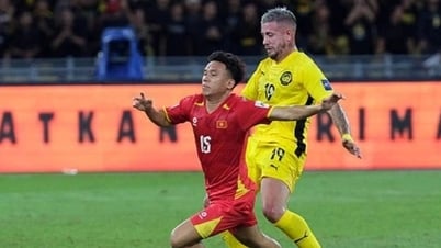 Đội tuyển Việt Nam đón tin buồn từ FIFA sau trận thua đậm trước Malaysia