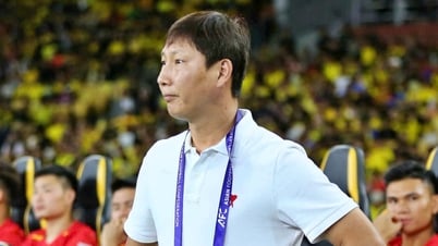 Truyền thông Hàn Quốc vẫn đặt niềm tin vào HLV Kim Sang Sik