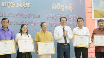 Trà Vinh: Đặc san Khmer phát hành đến 143 chùa Khmer