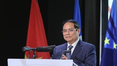 Thủ tướng: Chính phủ kiến tạo, doanh nghiệp phải bắt tay kết nối hai nền kinh tế Việt - Pháp