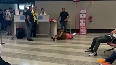 Nữ du khách lăn ra sàn "ăn vạ" vì hành lý quá cân và cái kết