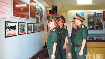 Thượng tướng Lê Quang Minh kiểm tra hoạt động công tác Đảng, công tác chính trị tại Lữ đoàn 229