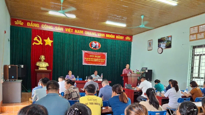 Đại biểu HĐND tỉnh TXCT tại Na Rì