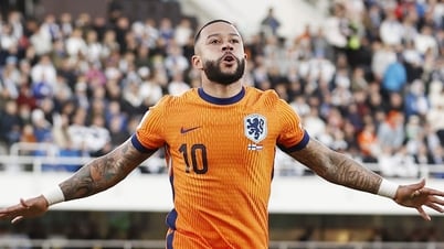 Depay lập kỷ lục trong chiến thắng 8-0 của Hà Lan