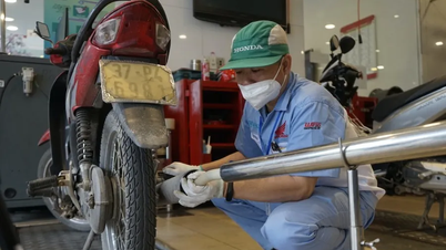 Subdividir el grupo de motocicletas y motos para inspección de emisiones por año de fabricación