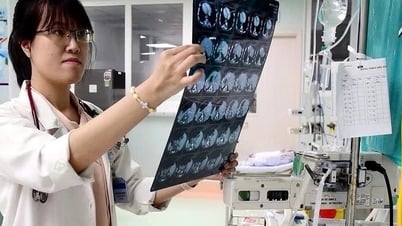 Молодая женщина-врач любит преодолевать трудности