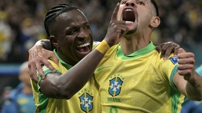 Brazil thắng chật vật Paraguay, lập kỷ lục dự đủ 23 VCK World Cup