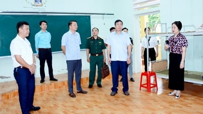 Checking the preparation for the High School Graduation Exam in Bac Me district