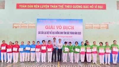 Niềm vui tỏa sáng của tuổi già