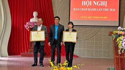 Chuyển giao nhiều Công đoàn cơ sở về Liên đoàn Lao động tỉnh Lâm Đồng quản lý