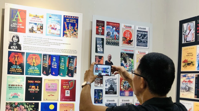 First exhibition of Vietnamese book, newspaper and magazine cover design art