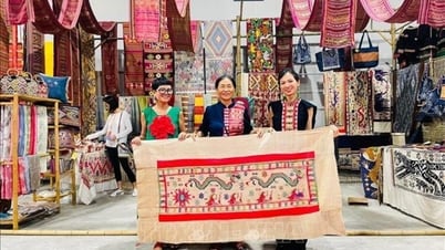 Thổ cẩm người Thái vươn tầm du lịch xứ Nghệ