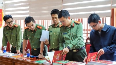 5 bài viết được chọn tham dự Cuộc thi tìm hiểu về truyền thống Công an Nhân dân cấp Bộ