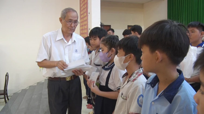 Ba Tri, Mo Cay Bac verliehen Nhan Thien-Stipendien