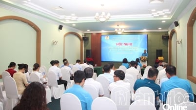 សម្ព័ន្ធពាណិជ្ជកម្មរបស់បក្ស និងរដ្ឋាភិបាលបានបើកកិច្ចប្រជុំគណៈកម្មាធិការប្រតិបត្តិពង្រីកលើកទី២