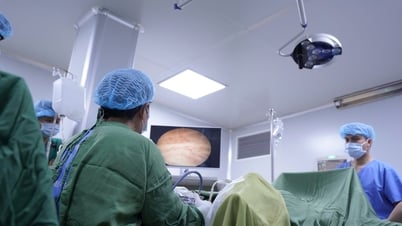 Hospital in Nghe An successfully performed laparoscopic surgery for rare case of double suprarenal ureteral prolapse