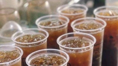 ផ្លែឈើដែលគេស្គាល់ថាជា "ស្តេចនៃភាពត្រជាក់" មានតម្លៃត្រឹមតែជាង 10,000 ដុង/គីឡូក្រាម។ ការ​ញ៉ាំ​វា​ក្នុង​រដូវក្តៅ​នេះ​រឹតតែ​មាន​ជីវជាតិ និង​ជួយ​គ្រប់គ្រង​ជាតិ​ស្ករ​ក្នុង​ឈាម​បាន​ល្អ​។