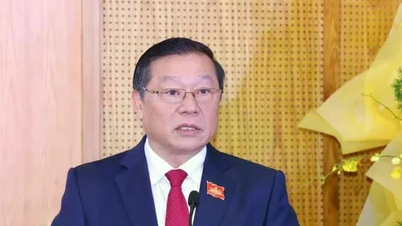 Mr. Lai Xuan Mon holds the position of Party Secretary of the Central Propaganda and Mass Mobilization Department.