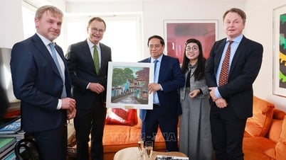 Thủ tướng Phạm Minh Chính thăm gia đình cố Thủ tướng Thụy Điển Olof Palme