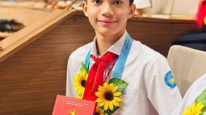 นักเรียนเก่ง เลอ เหงียน ชวง