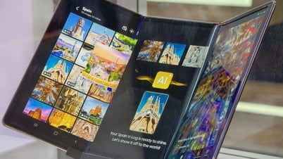 Lộ bằng chứng cho thấy điện thoại màn hình gập ba của Samsung sắp ra mắt