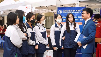 Trường đại học Luật Hà Nội tăng chỉ tiêu tuyển sinh, giữ ổn định các tổ hợp xét tuyển
