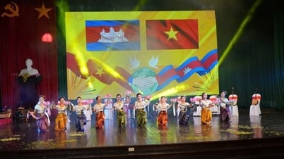 ซิมโฟนีที่มีชีวิตชีวาแห่งมิตรภาพเพื่อนบ้านเวียดนาม-กัมพูชา