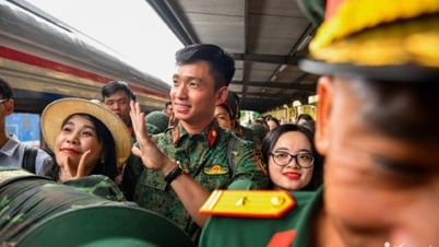 Cơn sốt 'Anh trai' và Thượng uý Lê Hoàng Hiệp: Văn hóa fan Việt đang thay đổi?