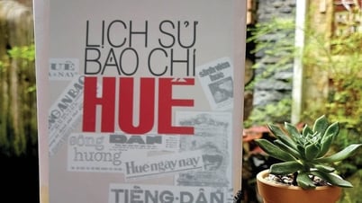 Read again to feel the history of Hue press