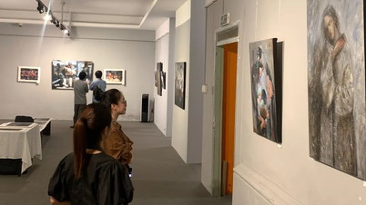 Exposition « Wind » de l'artiste Kim Chi : réflexions sur le destin humain à travers le langage de la peinture