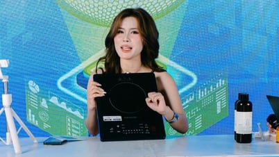 Mega livestream: Bùng nổ giảm giá, tràn ngập quà mỹ phẩm, đồ ăn, quần áo... 'made in Vietnam'