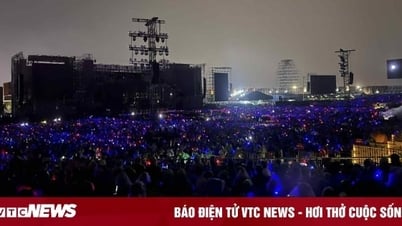 Le concert « Frère surmonte des milliers d'obstacles » a connu un incident qui a provoqué le départ de nombreux spectateurs.